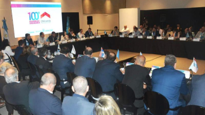 Analizaron la situación de las obras paralizadas y alternativas para reactivarlas