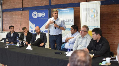 Encuentro entre Zdero y cámaras de comercio de toda la provincia
