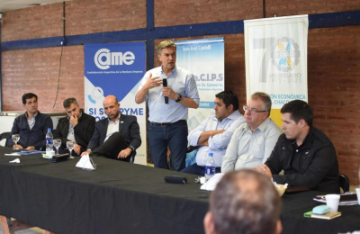 Encuentro entre Zdero y cámaras de comercio de toda la provincia