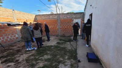 Detienen a menor de 16 años por distribución de pornografía infantil