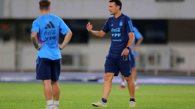 Scaloni: "Dejar el equipo listo para jugar de la misma manera"