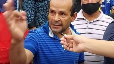 El piquetero que le dio un sillazo a un ministro la sacó bien barata