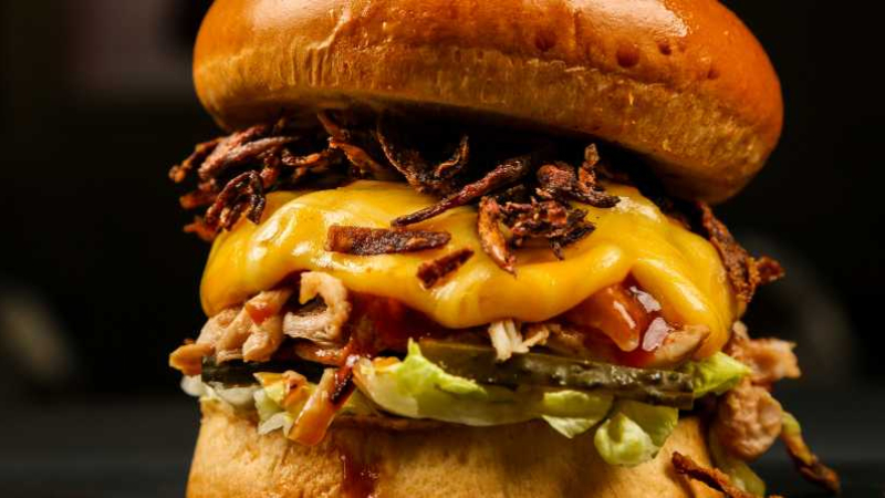Hoy se celebra el Día de la Hamburguesa: aquí, la mejor receta
