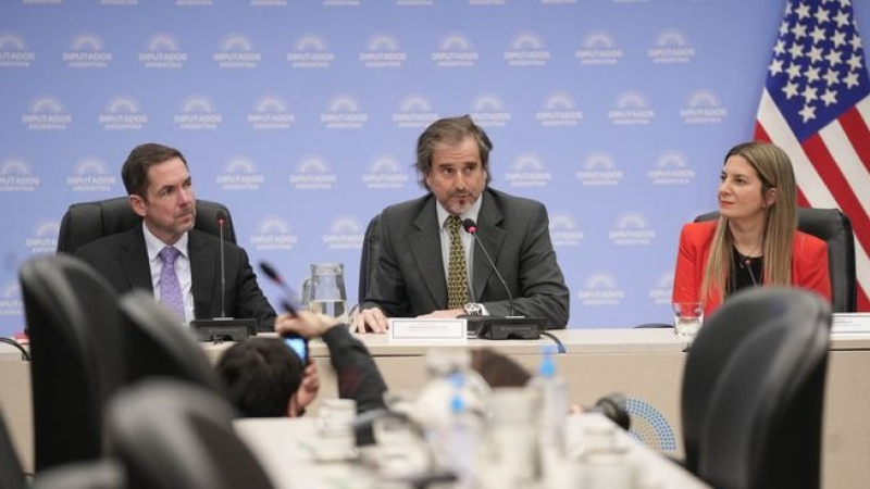 Crearon el "grupo especial de Amistad con EEUU"
