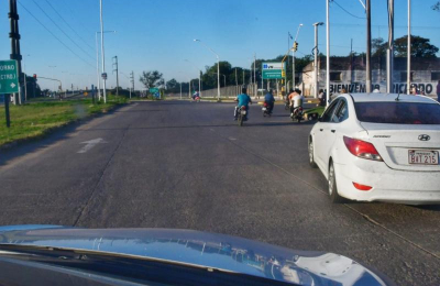 La inconsciencia vial, postal diaria de la autovía sobre la ruta 11