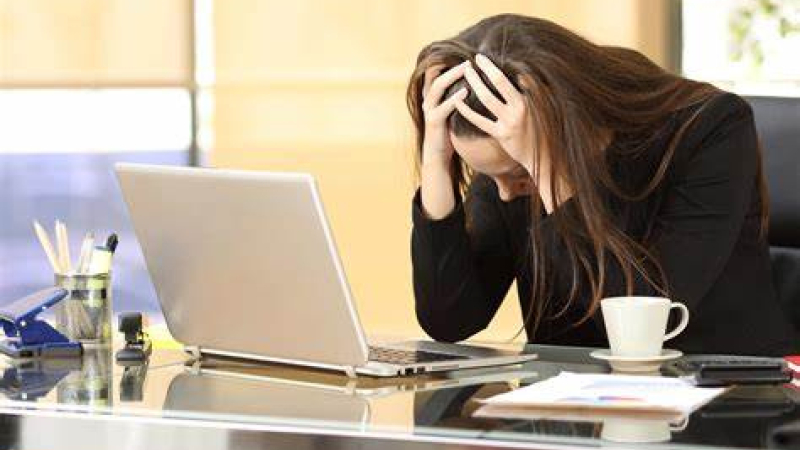 Ansiedad laboral: ¿qué es, cómo identificarla y tratarla?