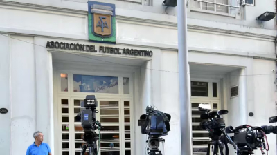 Chiqui Tapia busca su tercer mandato