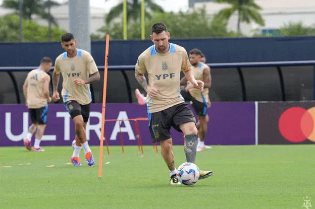 messi.gif
