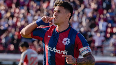 San Lorenzo rechazó oferta de River por el goleador Adam Bareiro