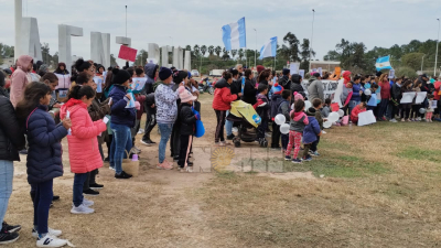 Saenzpeñenses marcharon pidiendo por la aparición de Loan