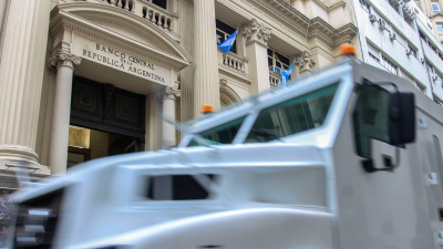 El BCRA se quedó con casi el 80% de los seguros que tenían los bancos y despejó otro frente para salir del cepo