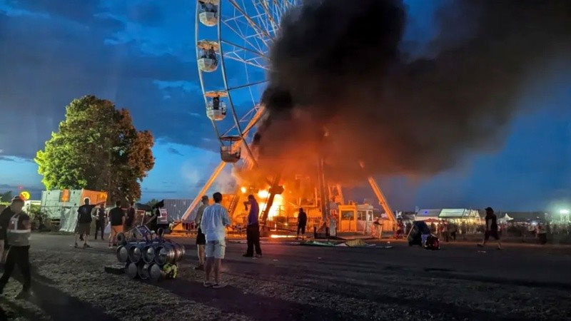 Se incendió en una rueda de la fortuna y hay más de 20 heridos