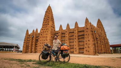 Un argentino recorría el continente en bicicleta y murió atropellado por un vehículo en Nigeria
