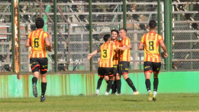 Sarmiento venció a Unión, salvó la categoría y se metió en los play off