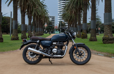 Honda en la cresta de la ola "retro" con esta 350