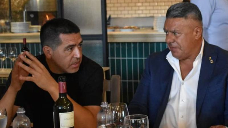 Riquelme se mete bien de lleno en la política y ahora desembarca en AFA
