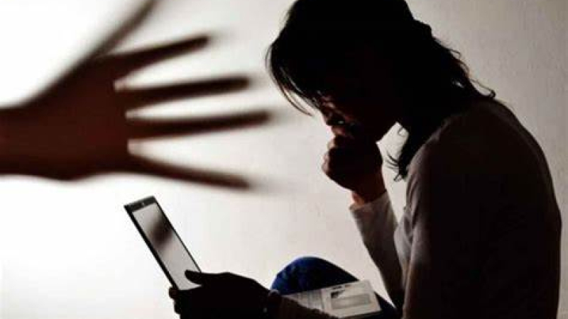 Multa de más de un millón de pesos contra un hombre por hostigamiento digital