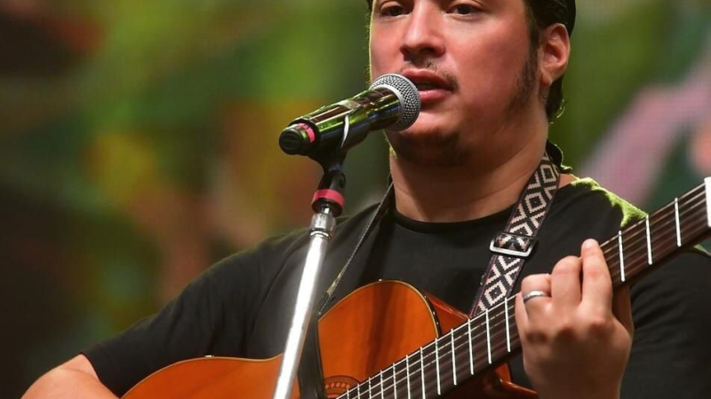 Sebastian Sheridan presenta su disco Para vos, mi chamamé
