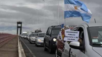Nuevo abrazo interprovincial en defensa de la universidad pública