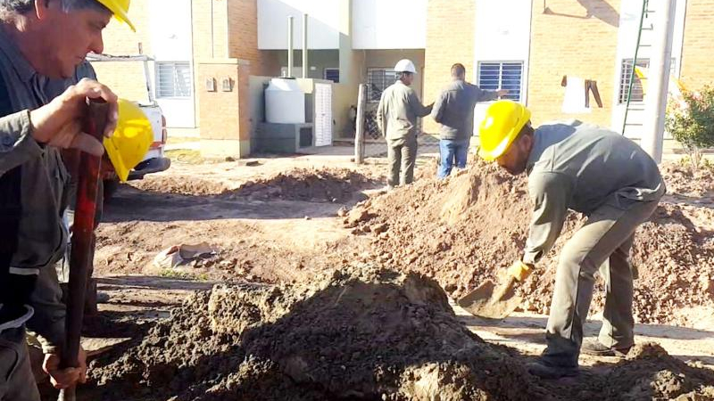 Sector de la construcción impulsó la caída del salario promedio en el primer semestre