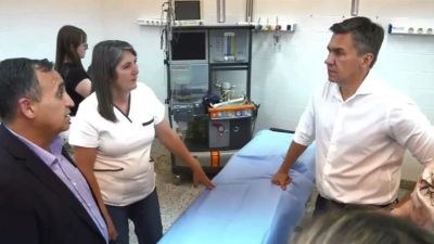 Zdero habilitó obras en el Hospital Llamas y ratificó compromiso con la salud pública