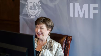 El FMI redujo parcialmente los sobrecargos que paga la Argentina