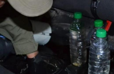 Detienen a dos personas por ocultar ketamina en el tanque de combustible de su vehículo