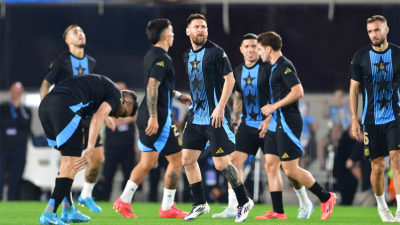 Argentina busca una victoria ante Bolivia par seguir arriba