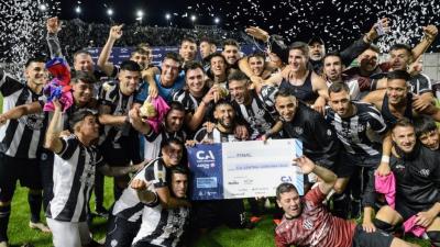 Sorpresa: Central Córdoba dio vuelta a Huracán y es finalista