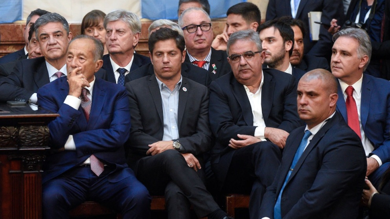 El Gobierno recortó casi 80% los fondos discrecionales a provincias y los gobernadores aceleraron el ajuste