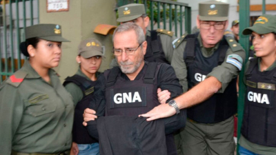 Ricardo Jaime se entregó en Comodoro Py para cumplir la condena en prisión por la Tragedia de Once