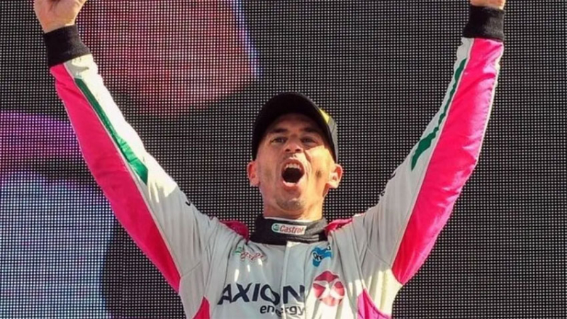 Pernía ganó la segunda carrera y se consagró campeón del TC 2000 por cuarta vez