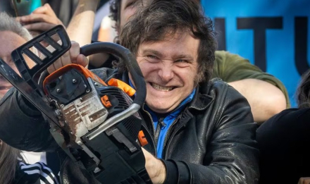 milei-motosierra.jpg