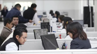 El Gobierno iniciará los exámenes de idoneidad para más de 40.000 empleados públicos