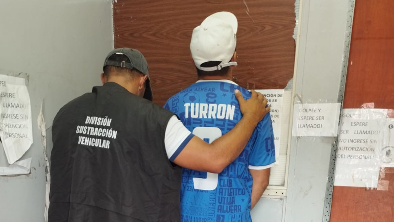 Barranqueras: un hombre es asesinado de un balazo y detienen a una pareja
