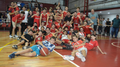 Regatas puso la serie final dos a cero y ahora define en su casa