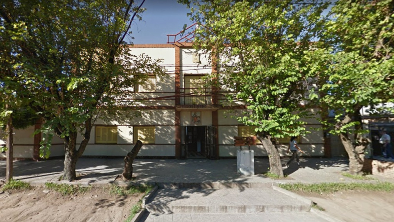Estudiantes y docentes del San Roque invitan a una Fiesta Retro para concretar viaje
