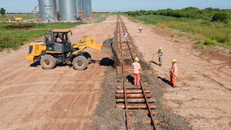 Sáenz Peña: construyen desvío ferroviario en el Parque Industrial