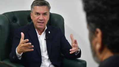 "Quiero legisladores que piensen en los chaqueños y no esta máquina de impedir"