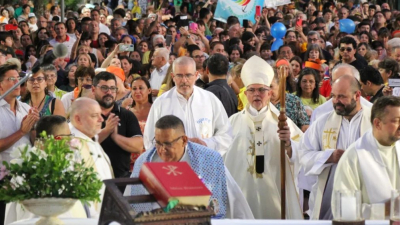 Una multitud acompañó el inicio del Año Jubilar 2025