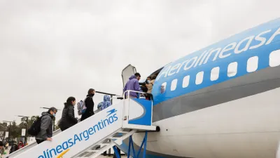 Éxodo de fin de año con récord de pasajeros transportados por Aerolíneas Argentinas