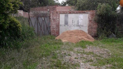 Inacción municipal ante ocupación ilegal que perjudica a dos barrios en Fontana