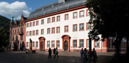 Edificio histórico de la Universidad de Heidelberg, en Alemania.jpg
