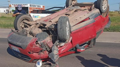 Mala suerte: salió de la revisión técnica y chocó