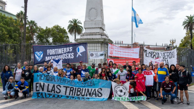 La Coordinadora de Derechos Humanos del Fútbol marchó en Plaza de Mayo
