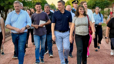 El gobernador Zdero acompañó a Taco Pozo en su aniversario 90