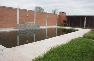 El "galpón vip" que levantó Rolón con piscina y quincho salió 2000 millones