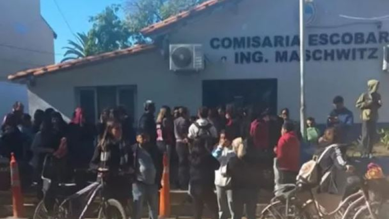 Alumnos planificaban por chat una masacre en una escuela de Maschwitz