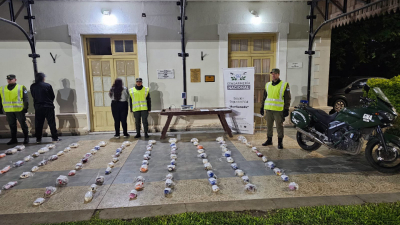 Transportaban más de 25 kilos de marihuana envueltos en globos de piñata