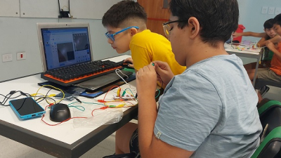 Inscriben para la segunda edición del curso de robótica infantil de la UNNE